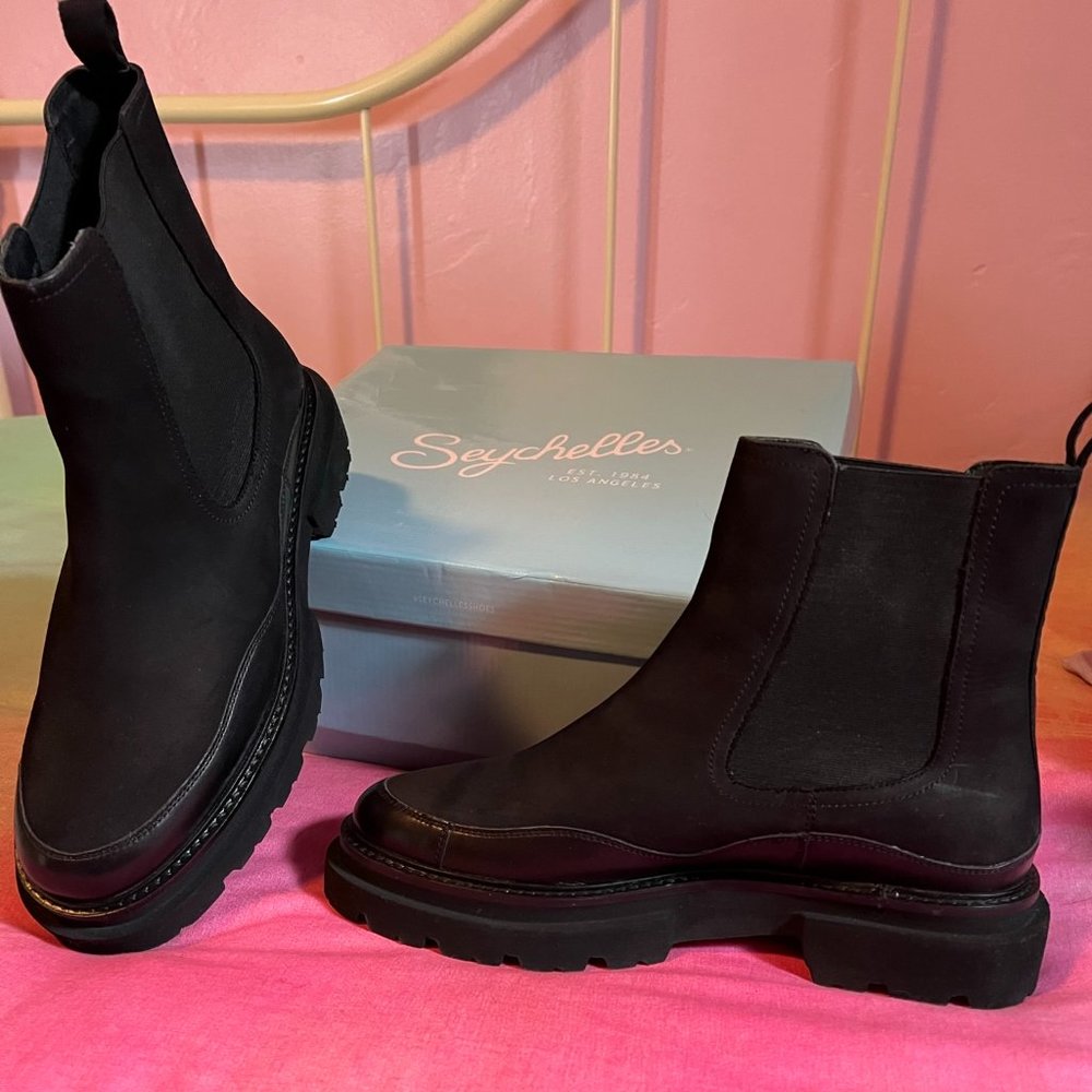 NEW - Seychelles Savor the Moment Ankle Boots Black, US size 9